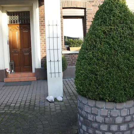 Poettershof Apartament *