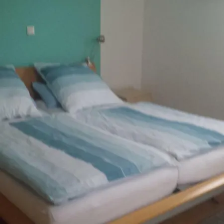 Poettershof * קרפלד